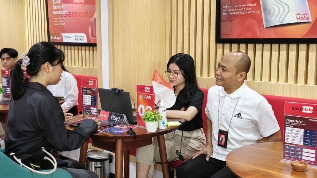 WhatsApp Image 2025 08 18 at 21.18.07 Telkomsel Nyalakan Semangat Indonesia di HUT ke-80 RI PROKALTIM