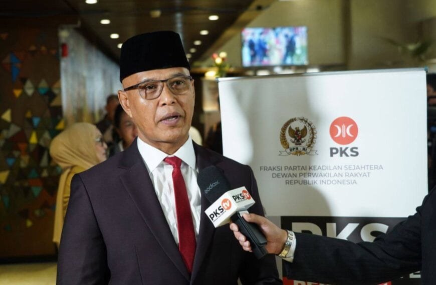 Djamari Chaniago Resmi Jadi Menkopolkam, PKS Ingatkan soal&hellip;