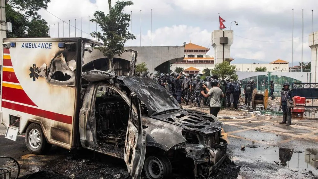 Konflik di Nepal Pemerintah Indonesia Didesak Segera Evakuasi WNI Konflik di Nepal, Pemerintah Indonesia Didesak Segera Evakuasi WNI PROKALTIM