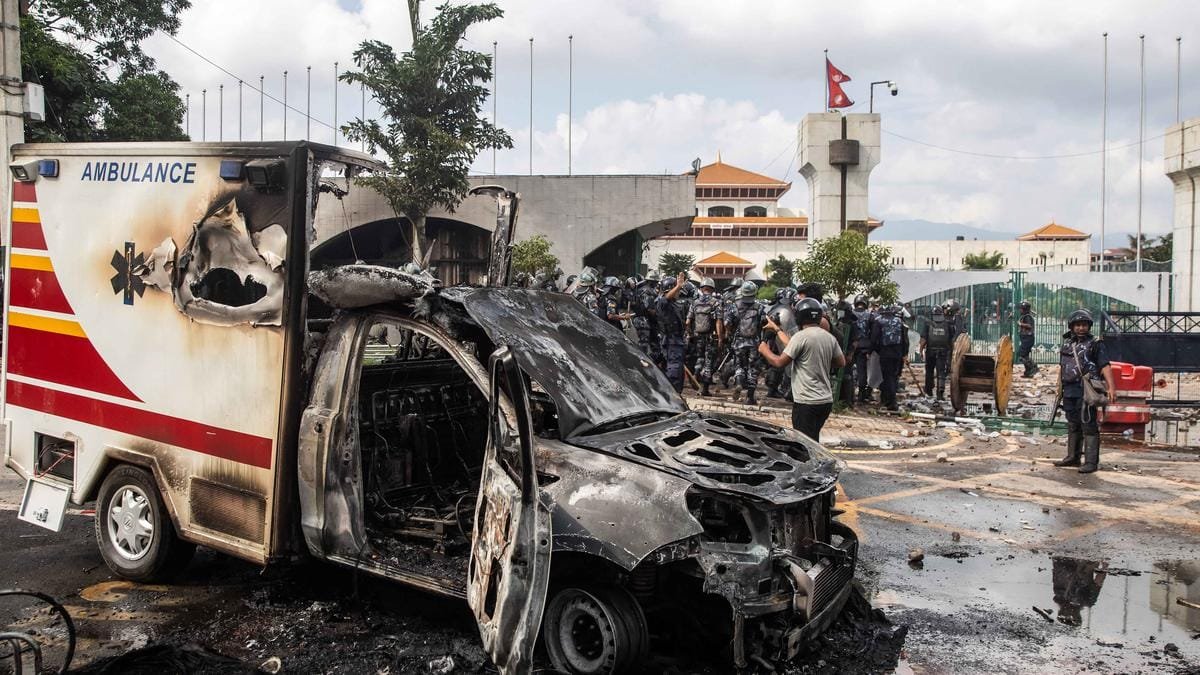 Konflik di Nepal Pemerintah Indonesia Didesak Segera Evakuasi WNI Konflik di Nepal, Pemerintah Indonesia Didesak Segera Evakuasi WNI PROKALTIM