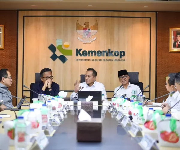 Menkop: Pemerintah Mempercepat Proses Pencairan Kredit ke Kopdes&hellip;