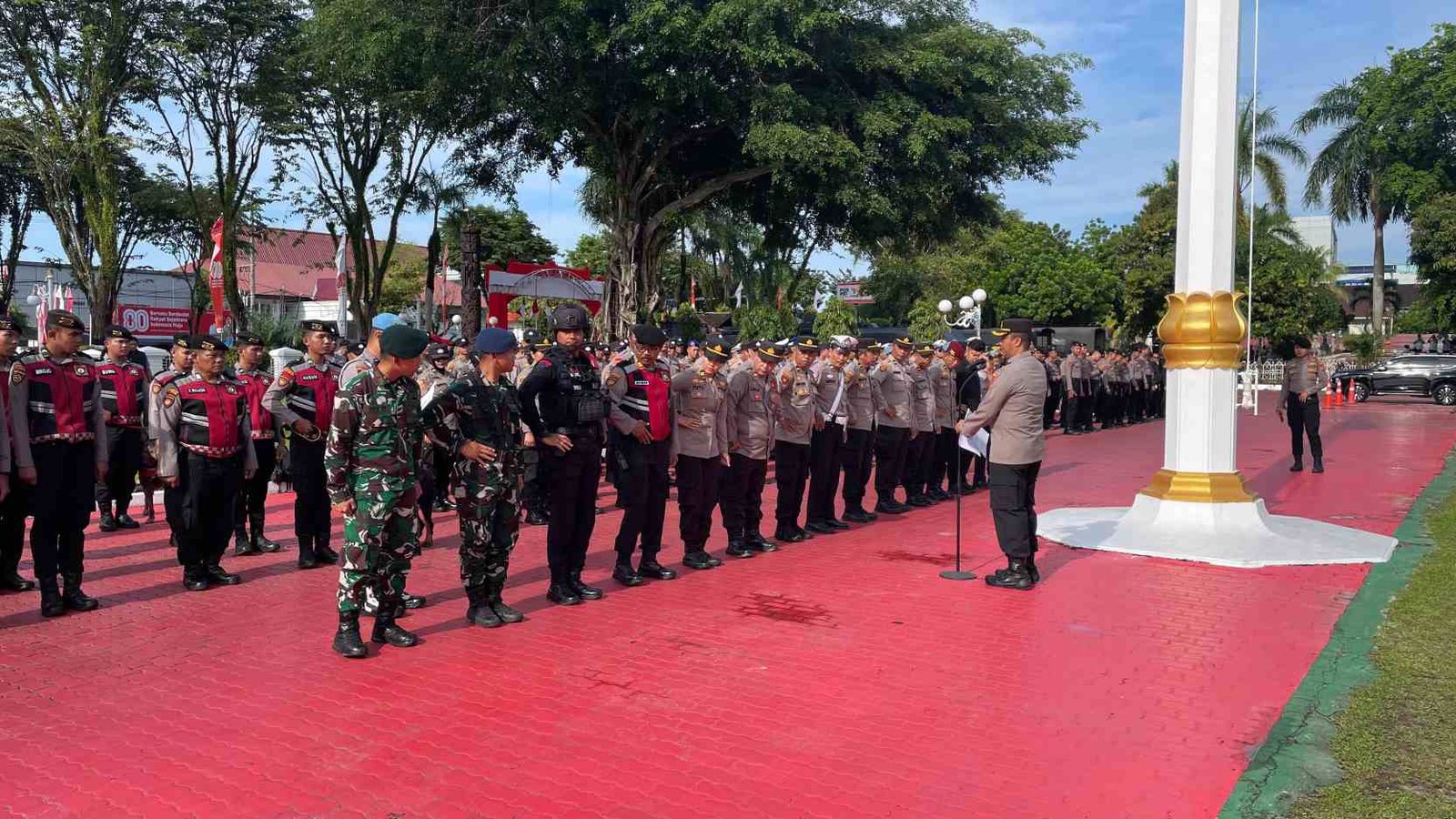 WhatsApp Image 2025 09 02 at 20.36.01 Amankan Aksi Unjuk Rasa, 1 SST Anti Anarkis Batalyon A Brimob Kaltim Bergeser ke DPRD Kota Balikpapan PROKALTIM