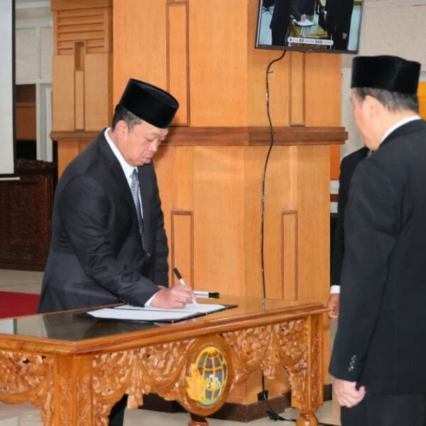 Lantik Pejabat Struktural, Menteri ATR/Kepala BPN: Layani Masyarakat&hellip;