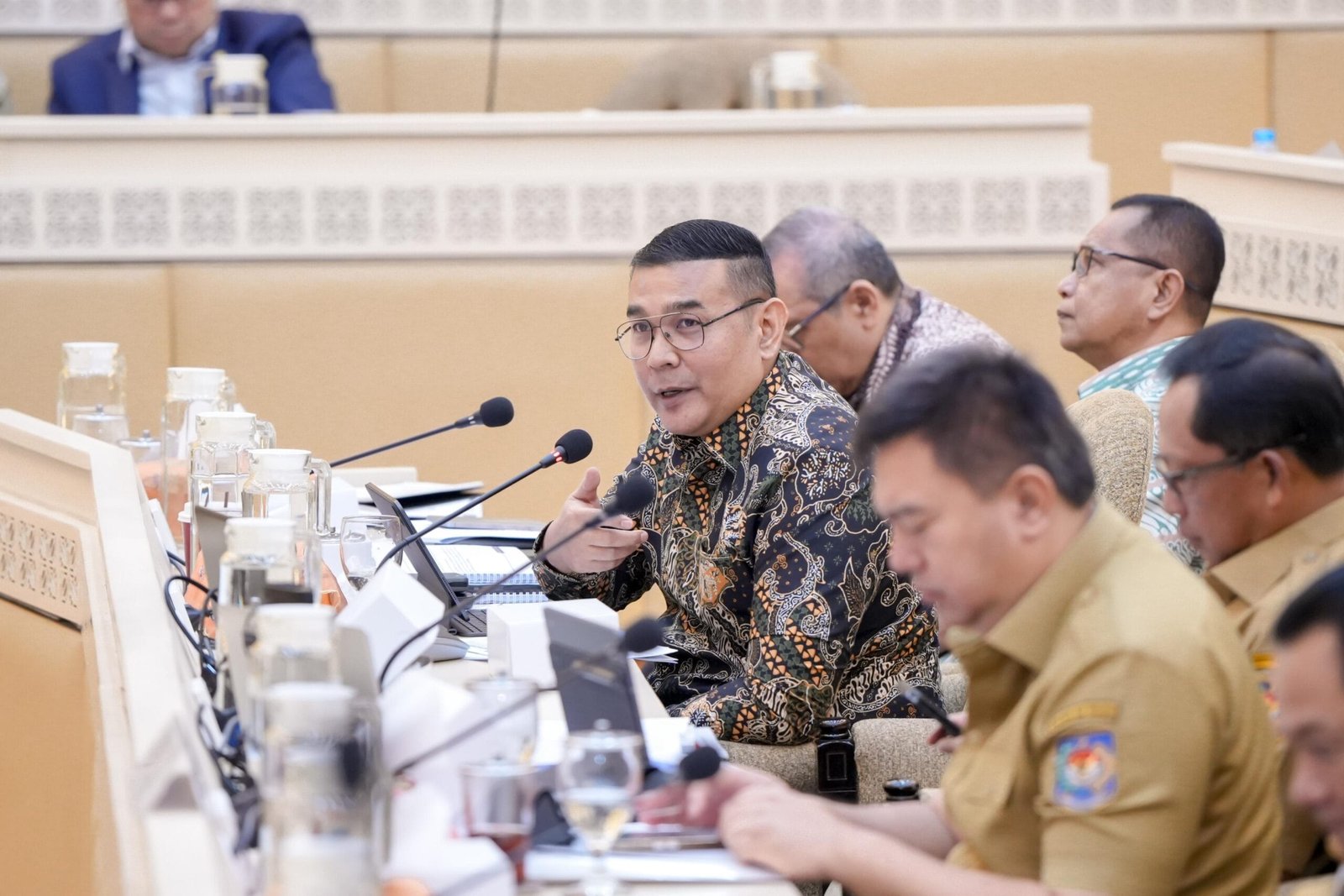 Wamen Ossy Apresiasi Dukungan Komisi II DPR RI dalam Kenaikan Pagu Anggaran 2026: Berikan Dampak Nyata bagi Masyarakat PROKALTIM 1 WhatsApp Image 2025 09 16 at 11.04.24 scaled Wamen Ossy Apresiasi Dukungan Komisi II DPR RI dalam Kenaikan Pagu Anggaran 2026: Berikan Dampak Nyata bagi Masyarakat PROKALTIM