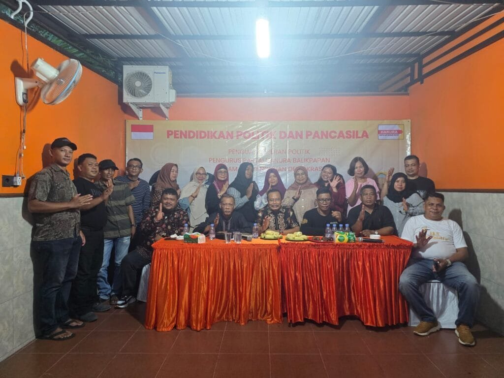 WhatsApp Image 2025 09 29 at 22.48.30 Mendorong Pemahaman Politik, Syarifuddin Oddang Gelar Dialog Warga di RT 13 Graha Indah PROKALTIM