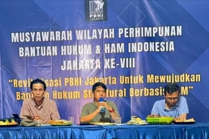 Biro Pers Istana Cabut ID Wartawan CNN, PBHI&hellip;