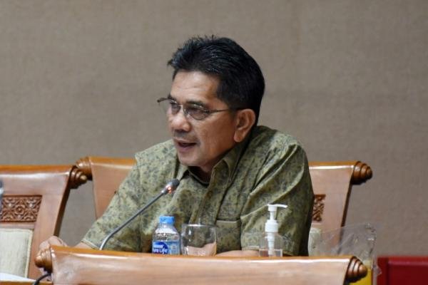 DPR Harap 11 Perusahaan Gula Rafinasi Bangun Kebun&hellip;