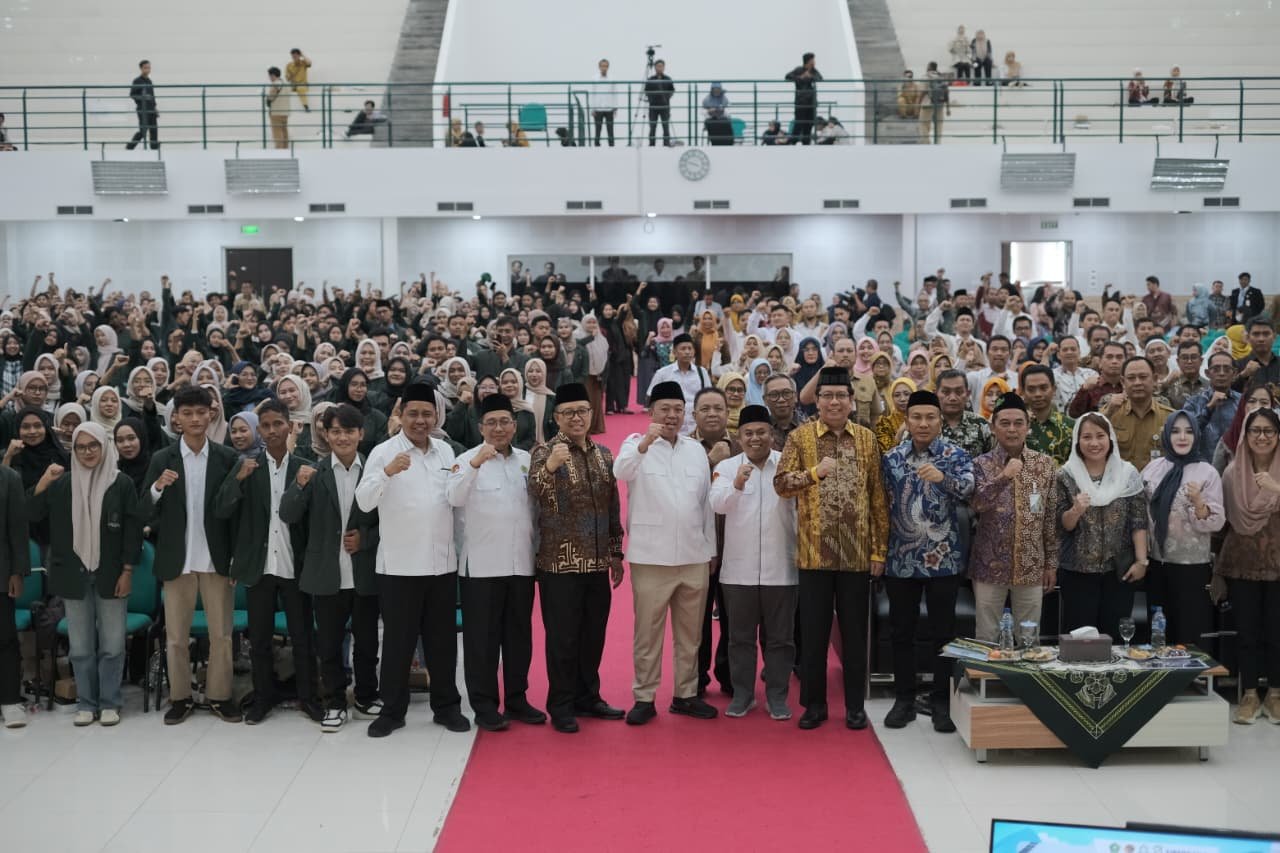 Kolaborasi Pemerintah dan Perguruan Tinggi, Mahasiswa Ikut Berkontribusi dalam Percepatan Sertipikasi Tanah Wakaf PROKALTIM 1 WhatsApp Image 2025 10 15 at 18.17.36 Kolaborasi Pemerintah dan Perguruan Tinggi, Mahasiswa Ikut Berkontribusi dalam Percepatan Sertipikasi Tanah Wakaf PROKALTIM