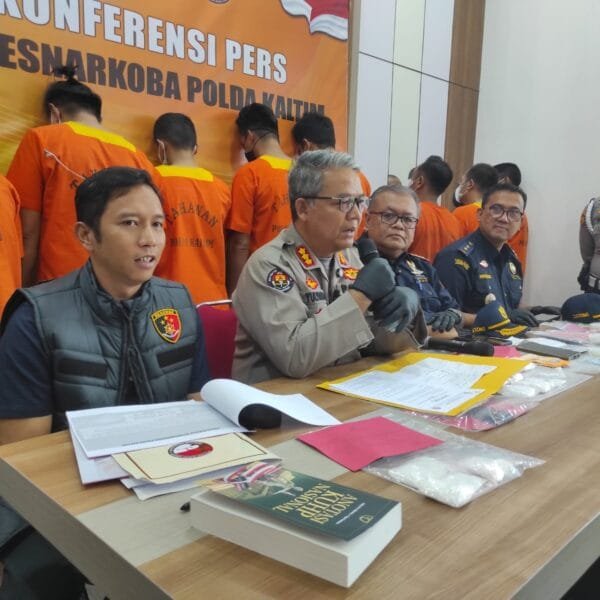 Polda Kaltim dan Bea Cukai Gagalkan Penyelundupan Sabu&hellip;
