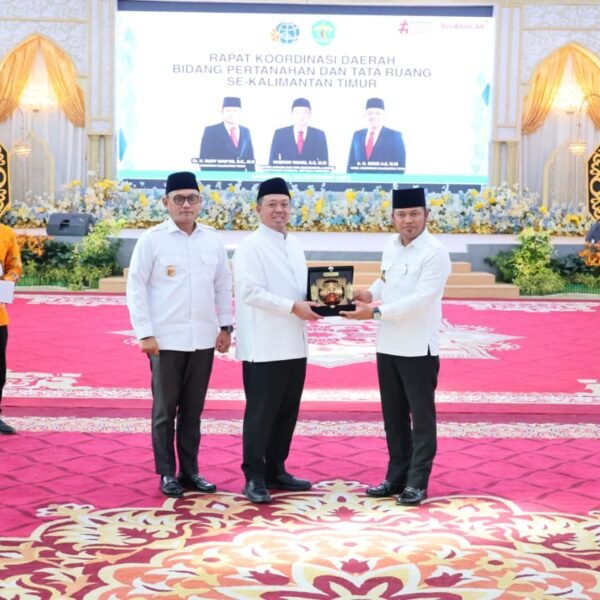 Rapatkan Barisan Kepala Daerah Se-Kaltim, Menteri Nusron: Solusi&hellip;