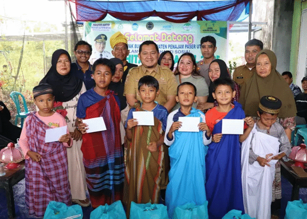 Hadiri Khitan Massal di Desa Sesulu, Bupati PPU&hellip;
