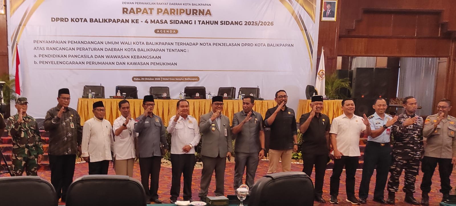 DPRD dan Pemkot Kompak, Balikpapan Siapkan Raperda Pendidikan Pancasila untuk Cetak Generasi Berkarakter PROKALTIM 1 WhatsApp Image 2025 10 29 at 19.00.51 DPRD dan Pemkot Kompak, Balikpapan Siapkan Raperda Pendidikan Pancasila untuk Cetak Generasi Berkarakter PROKALTIM