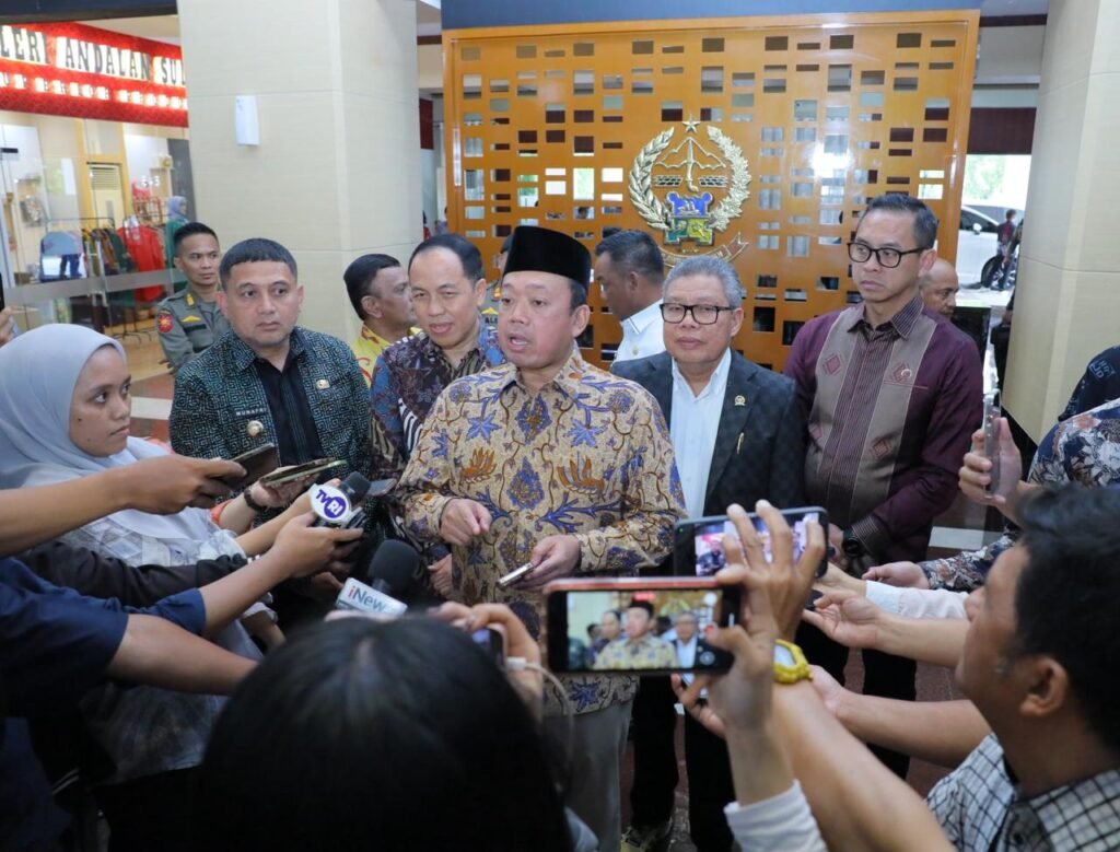 WhatsApp Image 2025 11 17 at 12.06.28 Sertipikat Terbitan Lama Jadi Pemicu Tumpang Tindih, Menteri Nusron Minta Masyarakat Lakukan Ini PROKALTIM