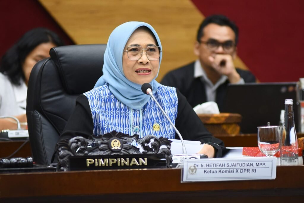 1002143103 DPR Dorong Wajib Belajar 13 tahun dan Pengakuan Guru PAUD PROKALTIM