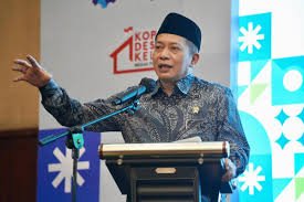 Menkop Dorong Kopontren Tingkatkan Daya Saing dan Jalin&hellip;