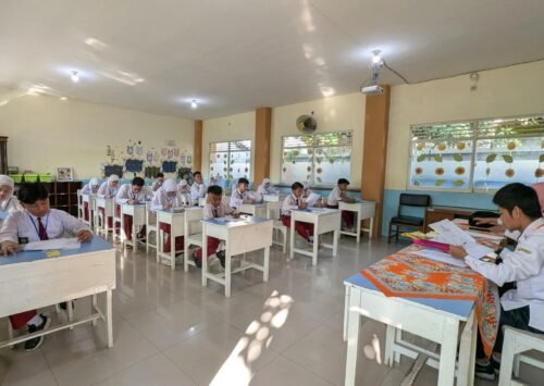 Nilai TKA 2025 Anjlok Parah, DPR: Matematika–Bahasa Inggris di Ambang Krisis Nasional PROKALTIM 8 TKA Pelajar protimes.co Nilai TKA 2025 Anjlok Parah, DPR: Matematika–Bahasa Inggris di Ambang Krisis Nasional PROKALTIM