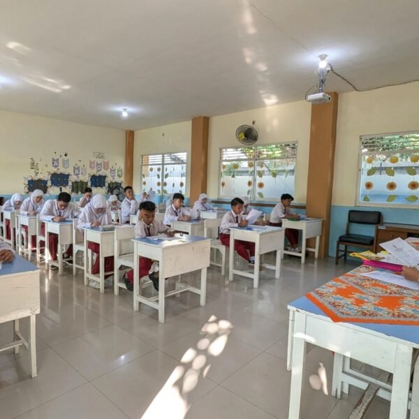 Nilai TKA 2025 Anjlok Parah, DPR: Matematika–Bahasa Inggris&hellip;