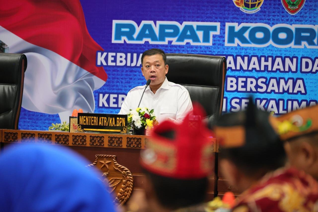 WhatsApp Image 2025 12 12 at 07.51.04 Menteri Nusron Imbau Pemda Kalteng Percepat Pemutakhiran Sertipikat Tanah untuk Cegah Tumpang Tindih PROKALTIM