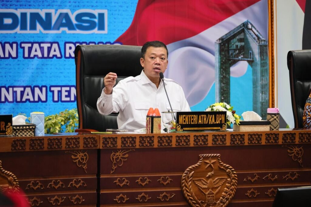 WhatsApp Image 2025 12 12 at 21.29.33 Pastikan Penguasaan Tanah yang Adil, Menteri Nusron Jadikan Reforma Agraria sebagai Solusi Utama PROKALTIM