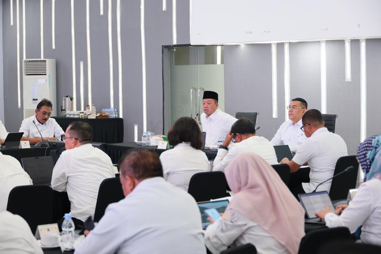 Tingkatkan Kualitas Layanan Pertanahan, Menteri Nusron: Perlu Disiapkan Pelatihan Hingga Asesmen PROKALTIM 1 WhatsApp Image 2026 01 14 at 18.37.45 Tingkatkan Kualitas Layanan Pertanahan, Menteri Nusron: Perlu Disiapkan Pelatihan Hingga Asesmen PROKALTIM