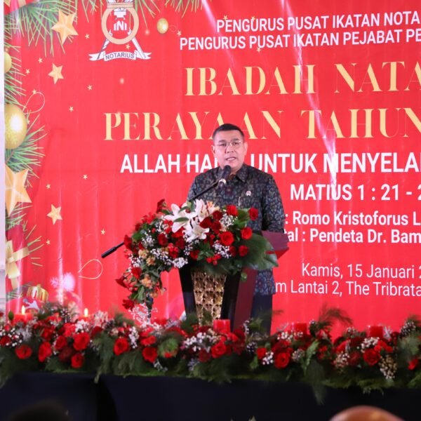 Hadiri Perayaan Natal, Wamen Ossy: Notaris dan PPAT&hellip;