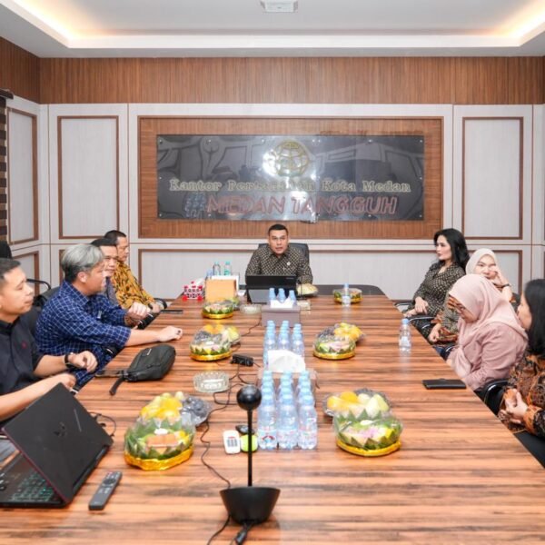 Kunjungi Dua Kantah di Sumut, Wamen Ossy Monitoring&hellip;