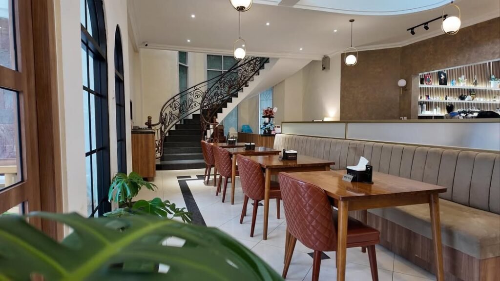 Potokoffie Reserve Balikpapan BaruOpen Everyday 7AM 11 PM Friday Saturday 12 AM🫶 1 Rekomendasi 5 Cafe/Warung Makan Vibes Bukber di Balikpapan PROKALTIM