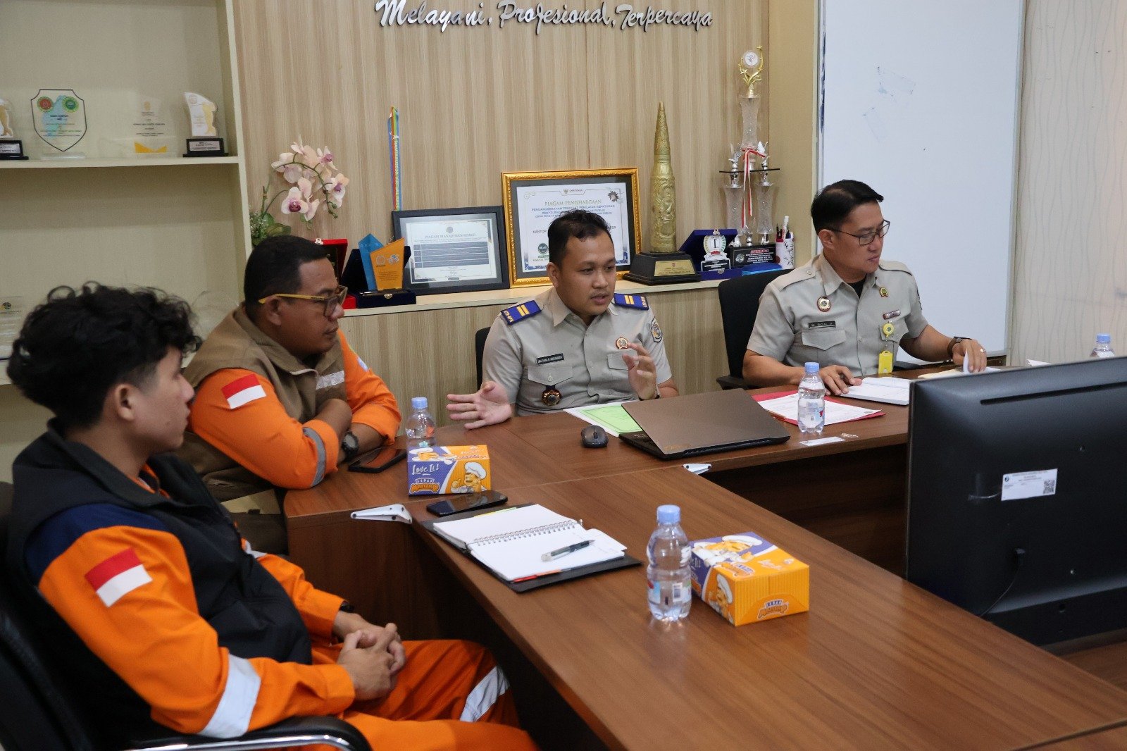 Selesaikan Sengketa Batas Secara Kekeluargaan, BPN PPU Jadwalkan Pengukuran Ulang di Gunung Steleng PROKALTIM 1 WhatsApp Image 2026 02 05 at 09.41.46 Selesaikan Sengketa Batas Secara Kekeluargaan, BPN PPU Jadwalkan Pengukuran Ulang di Gunung Steleng PROKALTIM