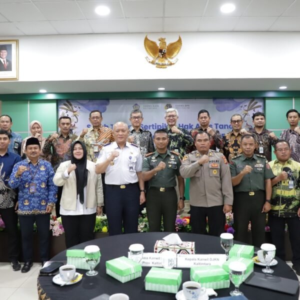Kanwil BPN Provinsi Kaltim Hadiri Serah Terima Sertipikat&hellip;