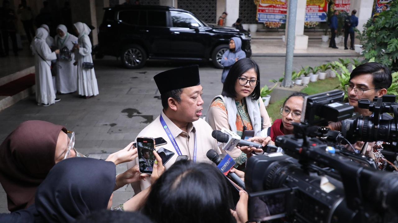 WhatsApp Image 2026 02 07 at 21.02.06 Menteri Nusron Tegaskan Kesinambungan Tanggung Jawab Negara dan Gotong Royong demi Kebangkitan Masyarakat di Tengah Bencana PROKALTIM
