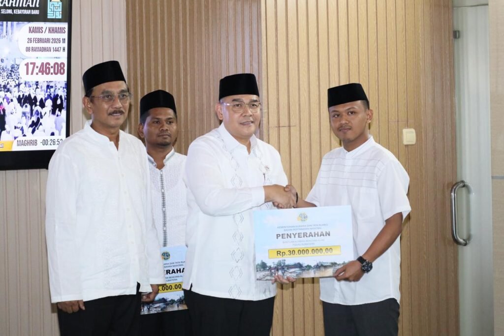 Berbagi di Bulan Suci Ramadan, Kementerian ATR/BPN Salurkan Bantuan untuk Pegawai Terdampak Bencana di Aceh PROKALTIM 1 WhatsApp Image 2026 02 27 at 09.26.53 Berbagi di Bulan Suci Ramadan, Kementerian ATR/BPN Salurkan Bantuan untuk Pegawai Terdampak Bencana di Aceh PROKALTIM