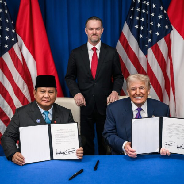 Perdagangan Makin Terbuka, Trump Resmi Umumkan Perjanjian Timbal&hellip;