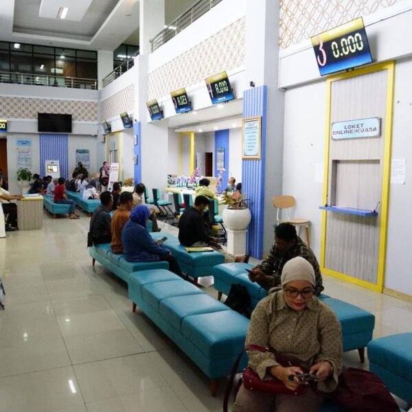 Momentum Mudik Lebaran, Pemudik Asal Yogyakarta Bisa Urus&hellip;