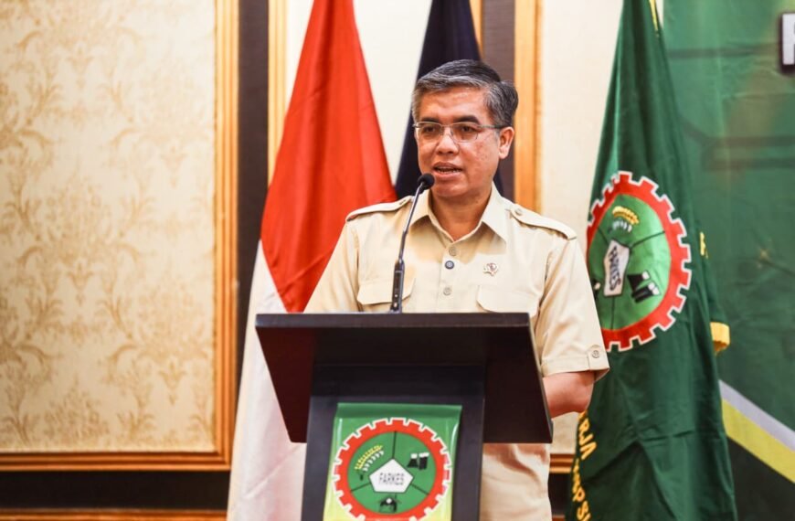 Menaker Dorong Hubungan Industrial Naik Kelas Hadapi Era AI