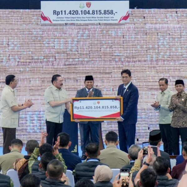 Wamen Ossy Saksikan Penyerahan Denda Administratif Rp11,4 Triliun&hellip;