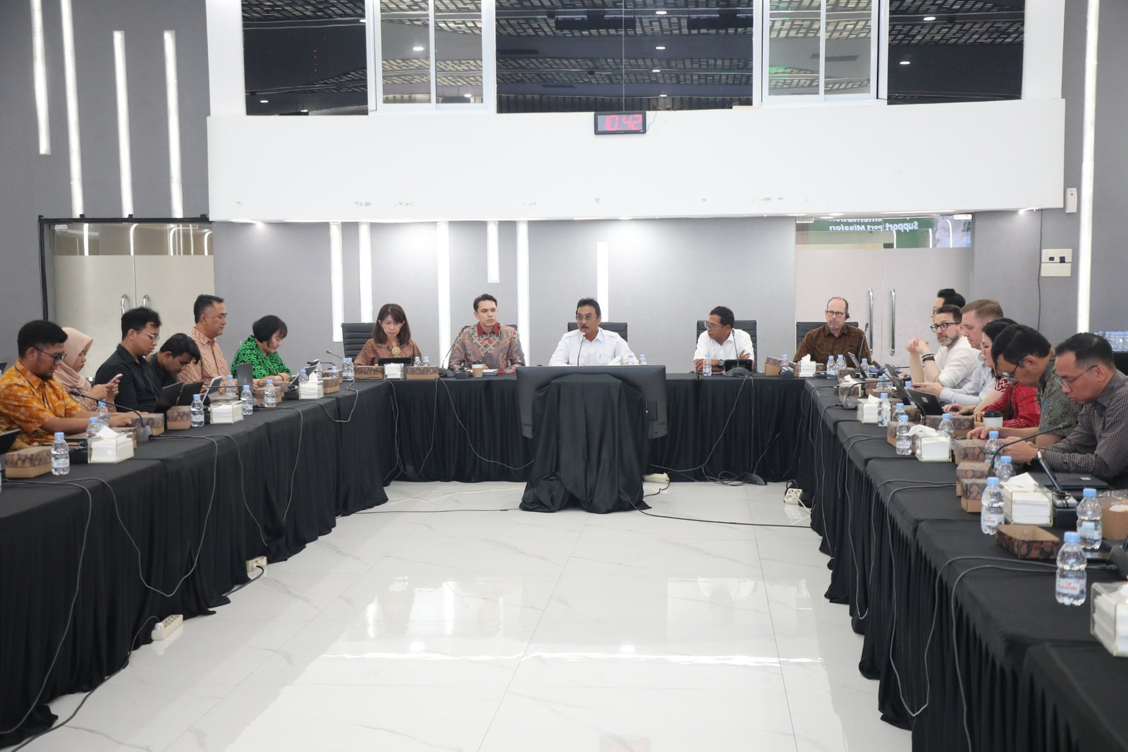 WhatsApp Image 2026 04 21 at 22.40.18 Kick Off Implementation Support Mission ILASPP, Sekjen ATR/BPN Minta Semua Pihak Aktif Berpartisipasi untuk Atasi Kendala PROKALTIM