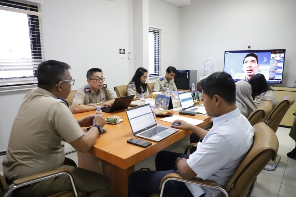 WhatsApp Image 2026 04 28 at 14.15.02 Perkuat Sinergi, Kanwil BPN Kaltim Gelar Rapat Monitoring Progres Sertipikasi Aset PLN PROKALTIM