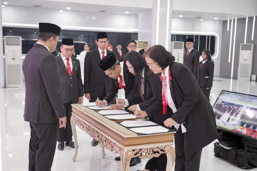 WhatsApp Image 2026 04 29 at 22.07.08 Menteri ATR/Kepala BPN Lantik 84 Pejabat Administrator, Bentuk Reformasi SDM dan Rotasi Jabatan PROKALTIM