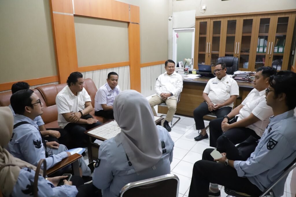 WhatsApp Image 2026 05 13 at 14.40.01 Bahas Pelaksanaan Pemetaan ZNT, Kanwil BPN Provinsi Kaltim Terima Kunjungan Kerja Dinas Pertanahan Kabupaten Berau PROKALTIM