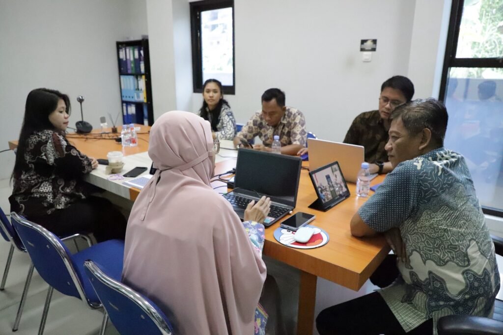 Kanwil BPN Provinsi Kaltim Ikuti Rapat Monitoring Kegiatan RedistribusiTanah Tahun 2026 PROKALTIM 1 WhatsApp Image 2026 05 22 at 05.26.16 Kanwil BPN Provinsi Kaltim Ikuti Rapat Monitoring Kegiatan RedistribusiTanah Tahun 2026 PROKALTIM