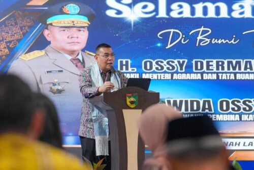 Wamen Ossy Ajak Pemkab Menguatkan GTRA untuk Selesaikan Masalah Pertanahan di Tanah Laut PROKALTIM 2 WhatsApp Image 2026 06 01 at 13.40.02 Wamen Ossy Ajak Pemkab Menguatkan GTRA untuk Selesaikan Masalah Pertanahan di Tanah Laut PROKALTIM