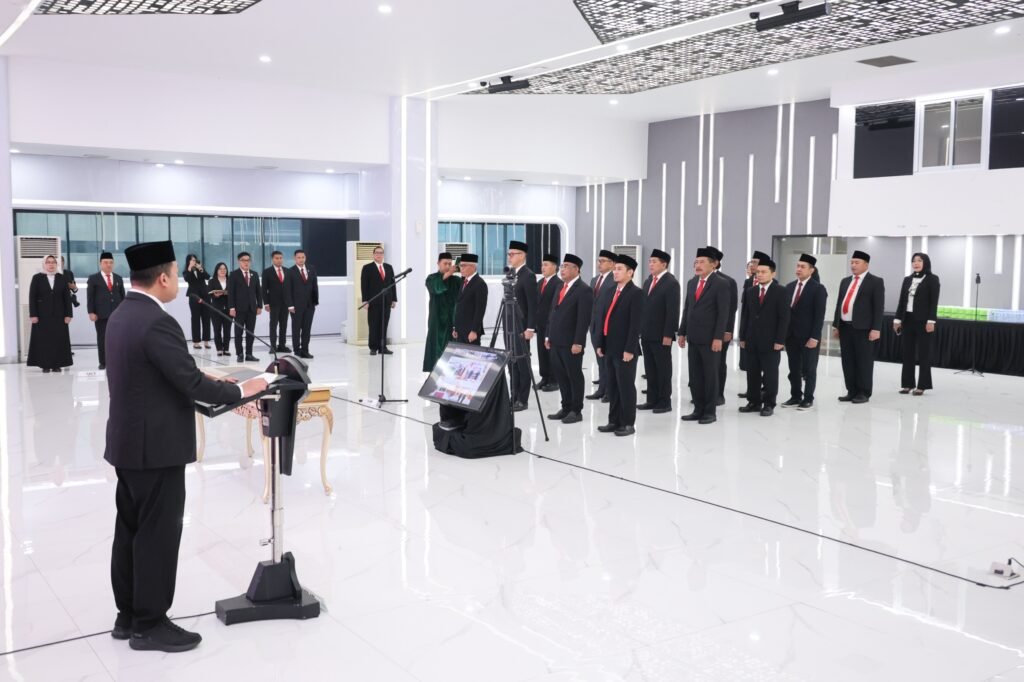 WhatsApp Image 2026 06 04 at 20.32.32 Lantik 130 Pejabat, Menteri ATR/Kepala BPN: Berikan Manfaat dan Pelayanan yang Adil bagi Masyarakat PROKALTIM