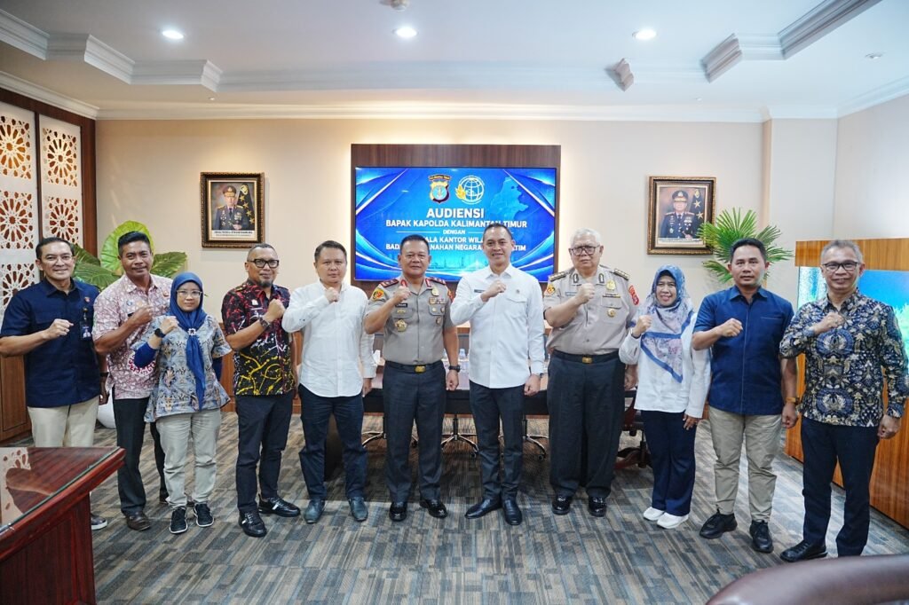 WhatsApp Image 2026 06 11 at 14.59.53 Perkuat Sinergi Antarinstansi, Kakanwil BPN Provinsi Kaltim Silaturahmi ke Polda Kaltim PROKALTIM