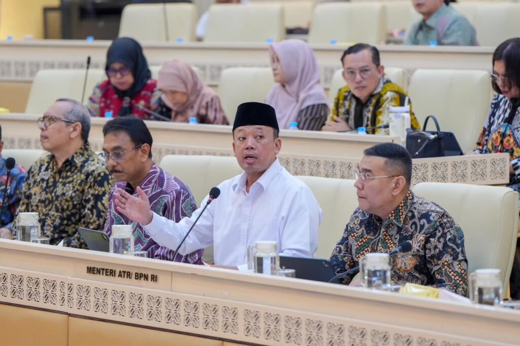 Menteri Nusron Ingin Target PTSL Tahun 2027 Ditambah untuk Perluas Kepastian Hukum bagi Masyarakat PROKALTIM 1 WhatsApp Image 2026 06 12 at 15.46.36 Menteri Nusron Ingin Target PTSL Tahun 2027 Ditambah untuk Perluas Kepastian Hukum bagi Masyarakat PROKALTIM