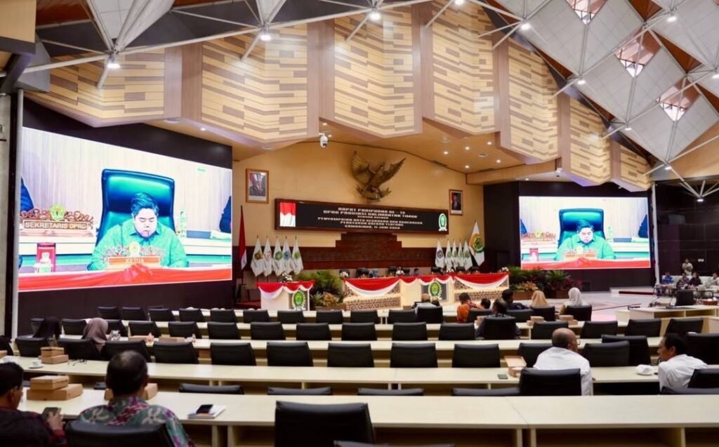 WhatsApp Image 2026 06 15 at 08.54.09 Kanwil BPN Provinsi Kalimantan Timur Hadiri Rapat Paripurna Ke-13 DPRD Provinsi Kaltim PROKALTIM
