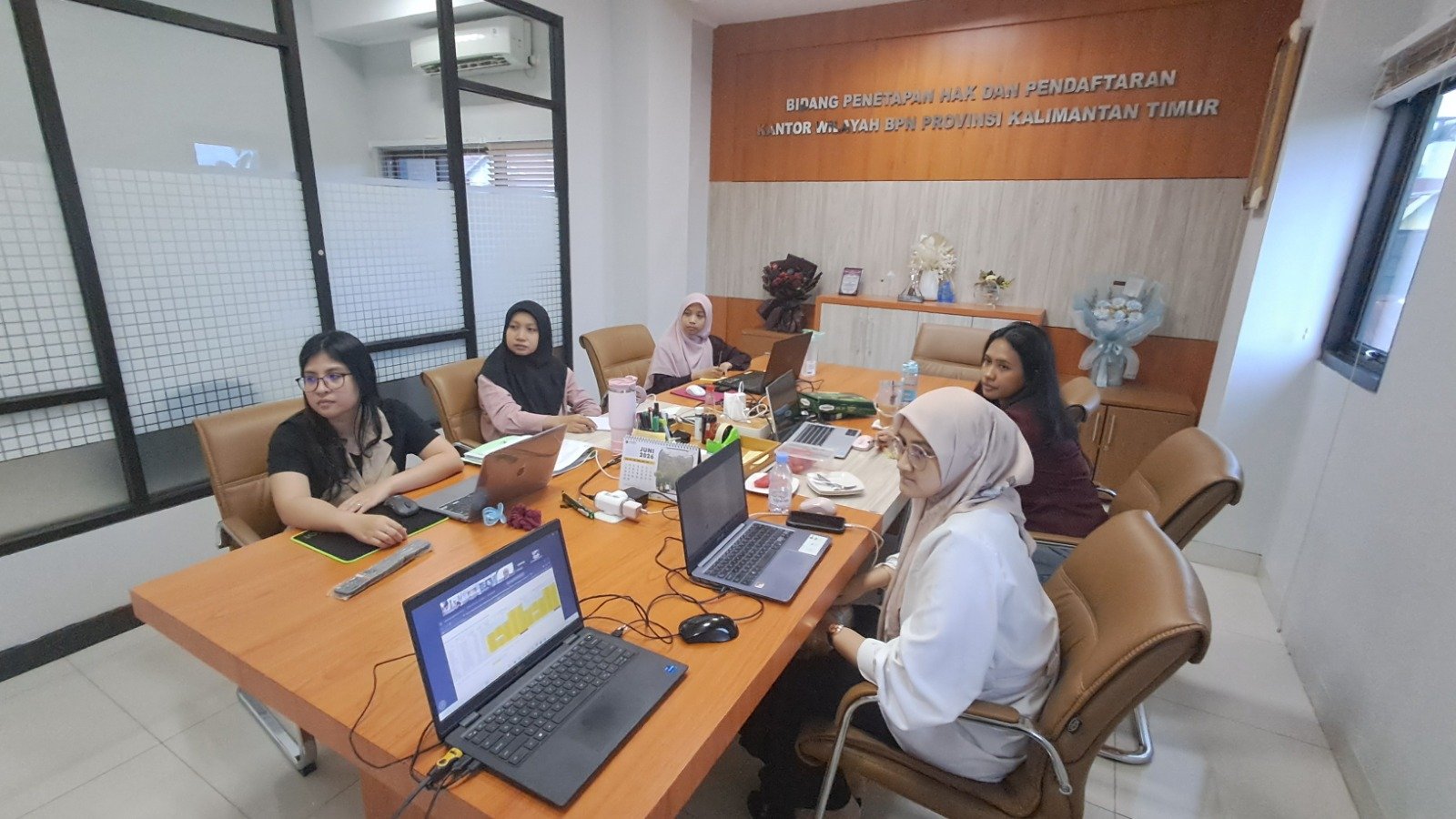 WhatsApp Image 2026 06 15 at 08.54.18 Kanwil BPN Provinsi Kaltim Ikuti Rapat Tindak Lanjut Permohonan Pengenaan Tarif PNBP Atas Layanan Pemberian Hak Pengelolaan PROKALTIM