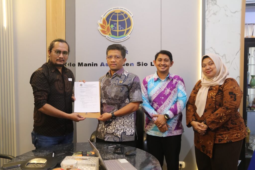 WhatsApp Image 2026 06 29 at 12.21.03 Kantor Pertanahan Kabupaten Paser Laksanakan Penandatanganan Kontrak Pekerjaan PTSL Terintegrasi Program ILASPP PROKALTIM