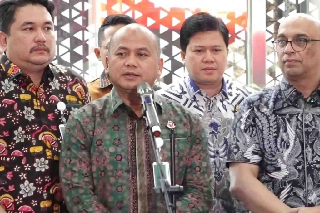 tersangka motor listrik MBG