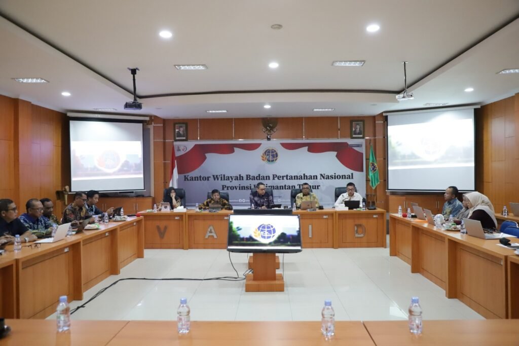 WhatsApp Image 2026 07 07 at 08.33.50 1 Perkuat Koordinasi dan Ketepatan Program, Kanwil BPN Provinsi Kaltim Gelar Rapat Monitoring dan Evaluasi PROKALTIM