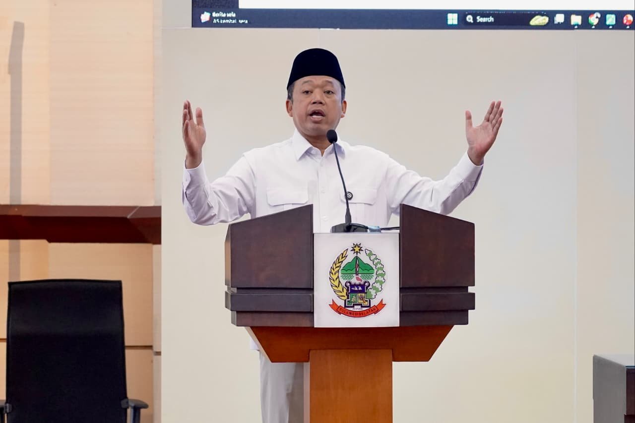 Rakor Bersama Kepala Daerah Se-Sulsel, Menteri Nusron Tegaskan Perlindungan Lahan Pertanian Jadi Prioritas Pemerintah PROKALTIM 1 WhatsApp Image 2026 07 09 at 18.09.29 Rakor Bersama Kepala Daerah Se-Sulsel, Menteri Nusron Tegaskan Perlindungan Lahan Pertanian Jadi Prioritas Pemerintah PROKALTIM